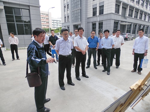 市委常委、副市长林文生到南方海洋创业创新基地调研